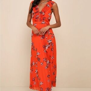 Lulus Loved By You Red Orange Floral Print Pleated Chiffon Maxi Dress - NWT